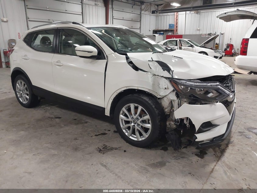 JN1BJ1BW6MW429596 NISSAN ROGUE SPORT Photo 1