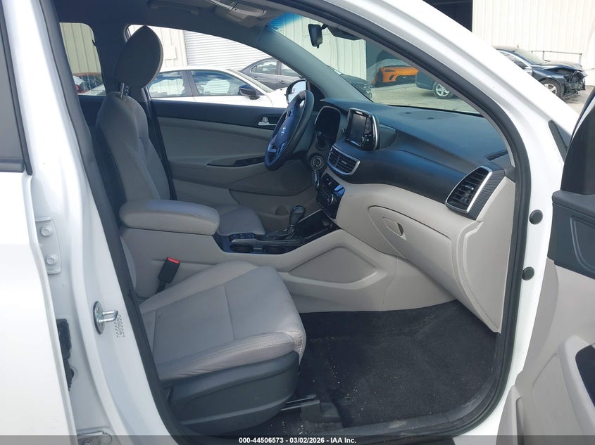 2020 Hyundai Tucson Se