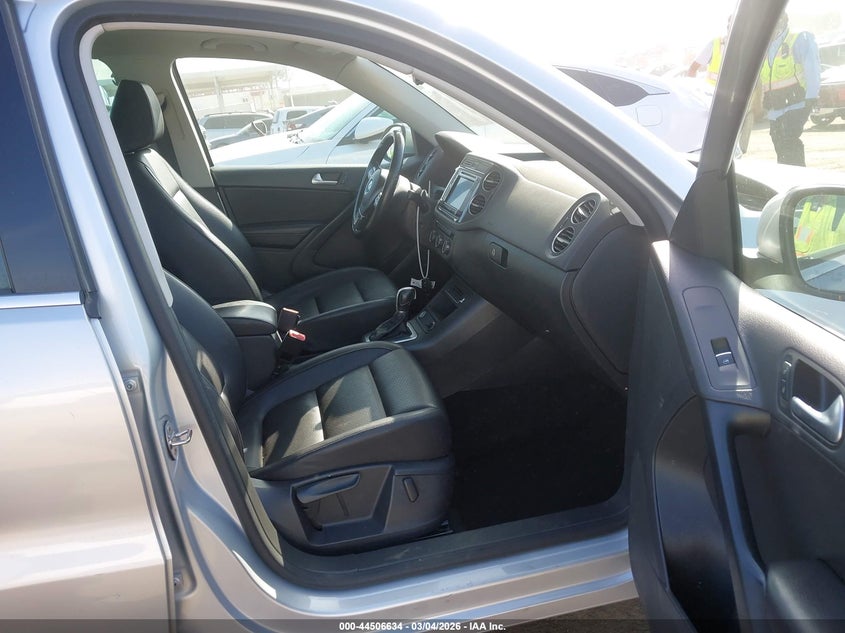 2017 Volkswagen Tiguan 2.0T Wolfsburg Edition