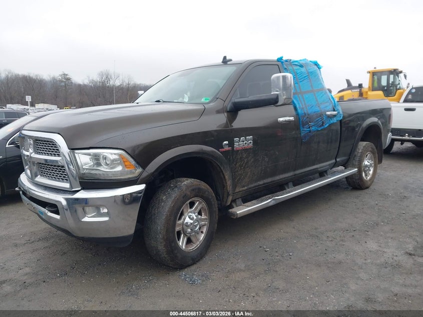 Vin: 3c6ur5fl4dg571540, lot: 45003573, ram 2500 laramie 20132