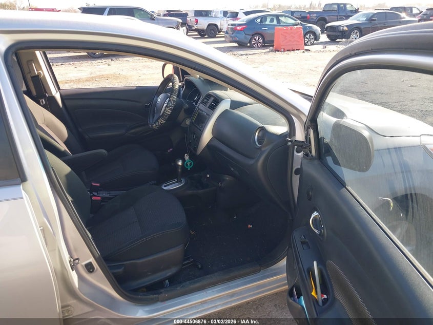 2017 Nissan Versa 1.6 Sv