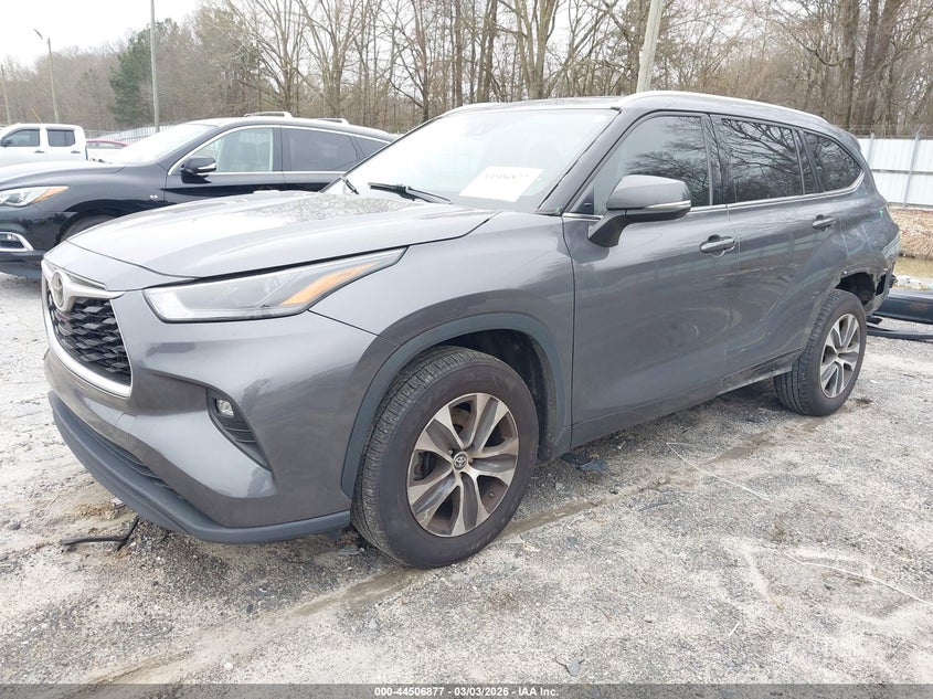 2022 Toyota Highlander Xle