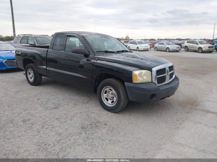 2005 Dodge Dakota St