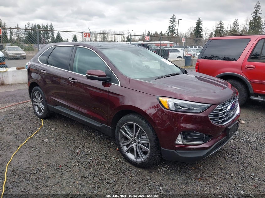 2024 Ford Edge Titanium