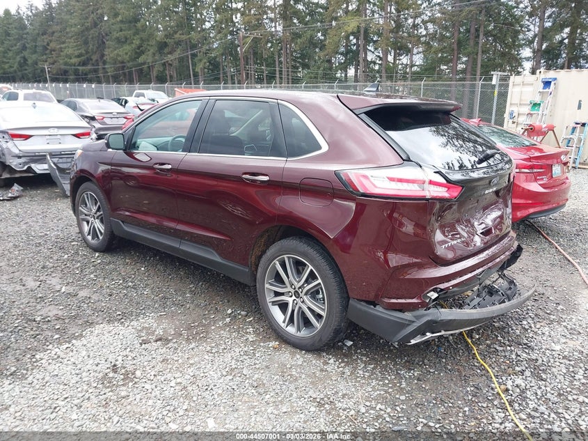 2024 Ford Edge Titanium