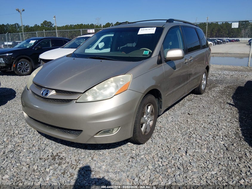 2006 Toyota Sienna Xle