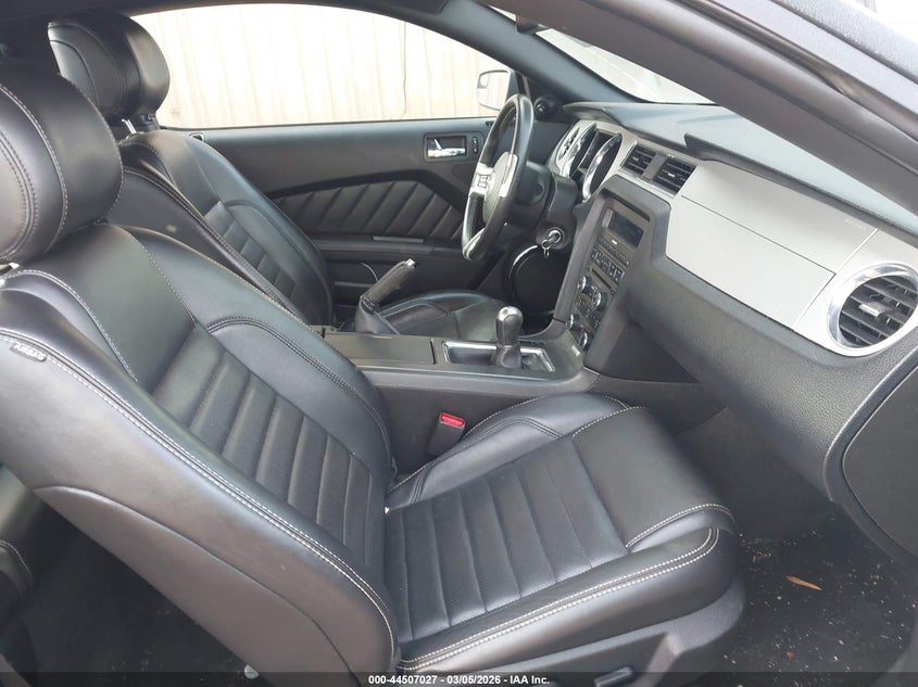 2013 Ford Mustang Gt Premium