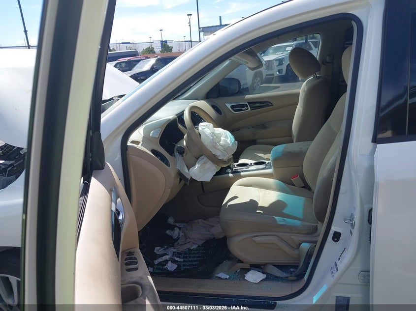 2014 Nissan Pathfinder S