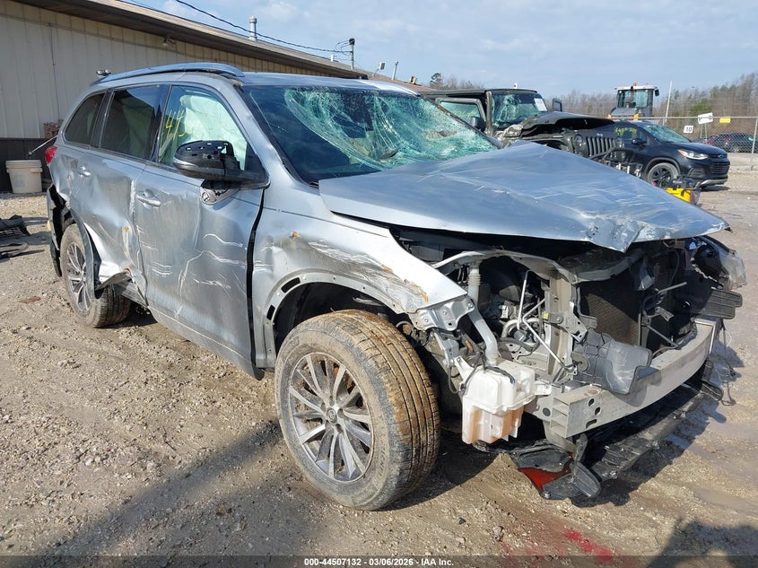 2017 Toyota Highlander Xle