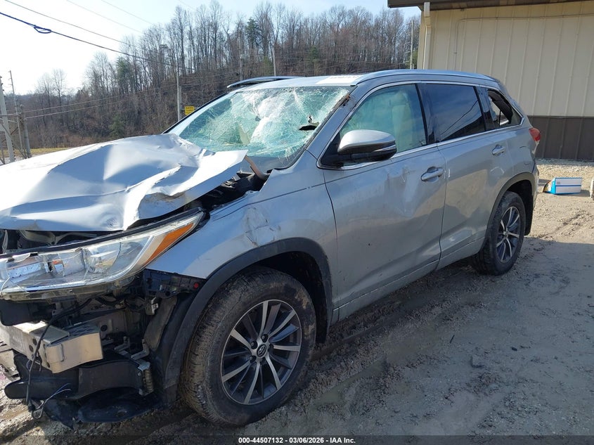 2017 Toyota Highlander Xle