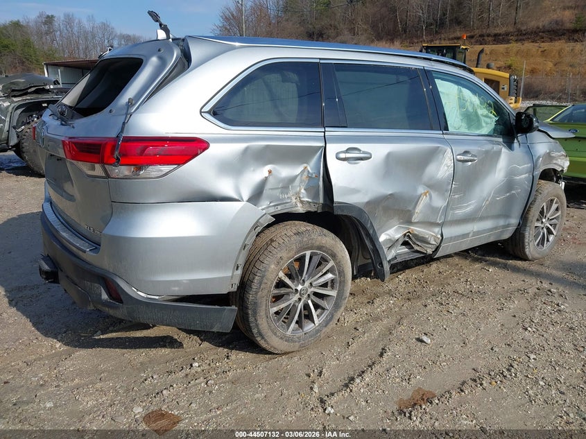 2017 Toyota Highlander Xle