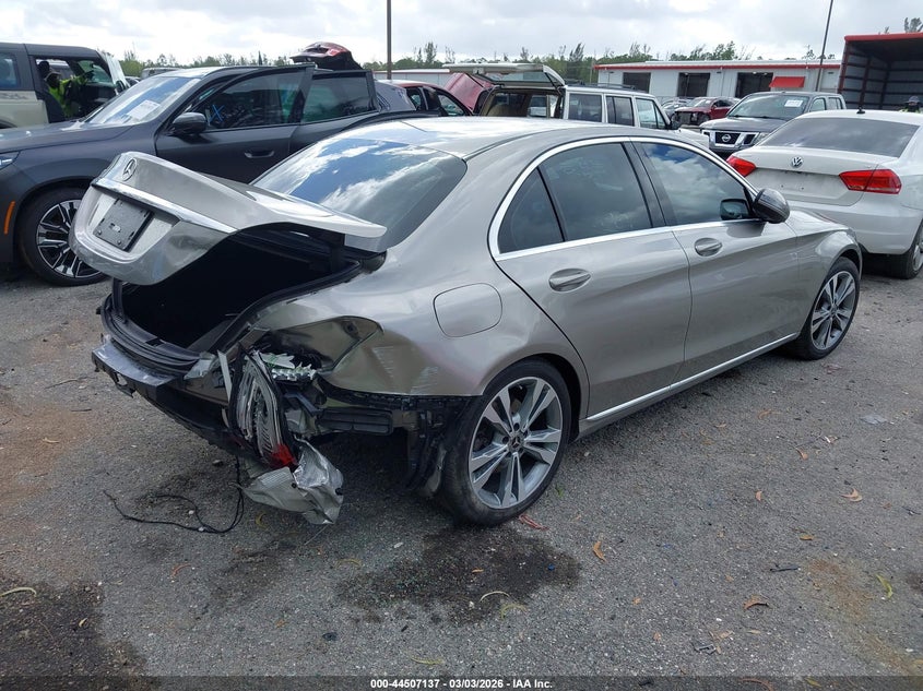 2019 Mercedes-Benz C 300