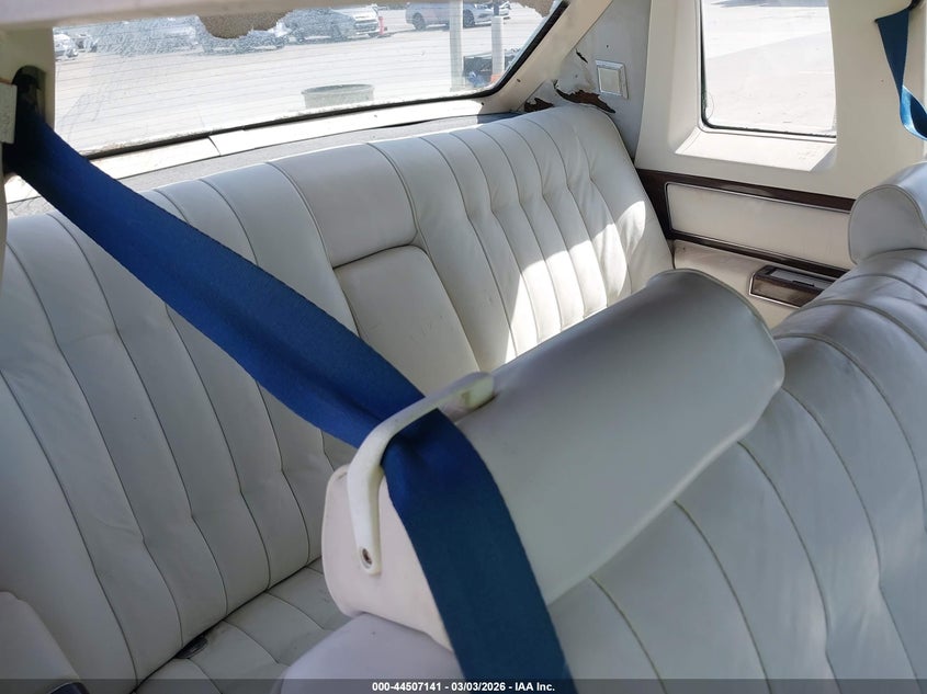 1977 CADILLAC DEVILLE auction photo 8