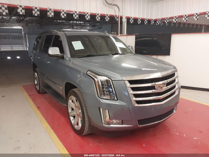 2016 Cadillac Escalade Luxury Collection