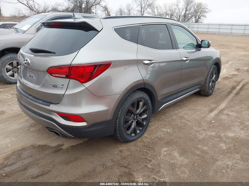 2017 Hyundai Santa Fe Sport 2.0T Ultimate
