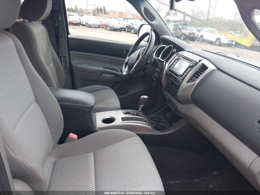 2014 Toyota Tacoma Base V6