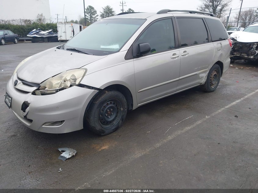 2006 Toyota Sienna Le