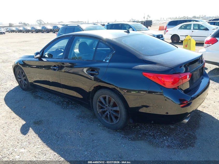 2015 Infiniti Q50