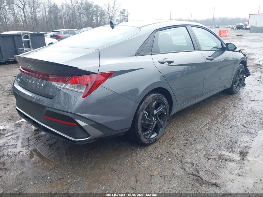 2026 Hyundai Elantra Sel Sport