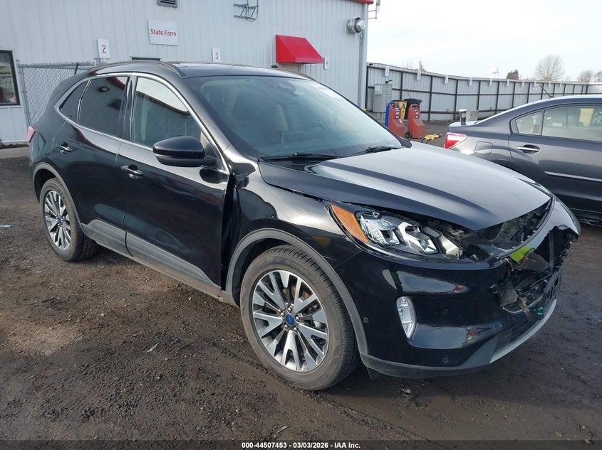 2020 Ford Escape Titanium