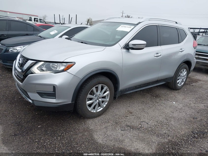2017 Nissan Rogue Sv