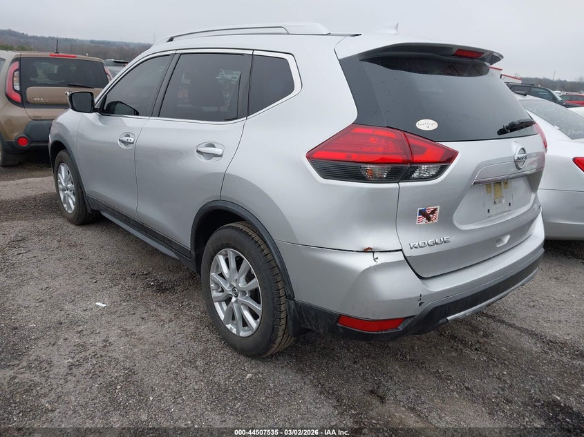 2017 Nissan Rogue Sv