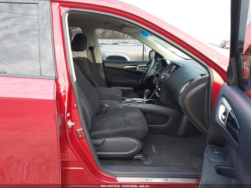 2014 Nissan Pathfinder Sv