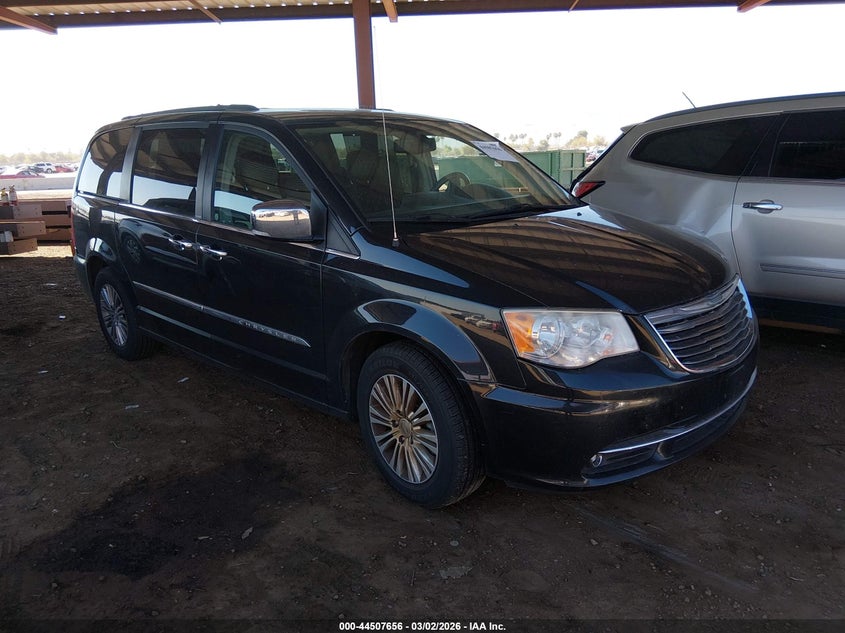 2014 Chrysler Town & Country Touring-L