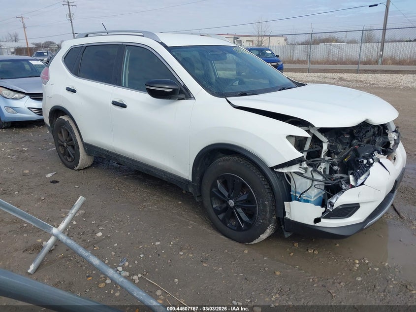 NISSAN ROGUE 2015. Lot# 44507767. VIN KNMAT2MV1FP573745. Photo 1