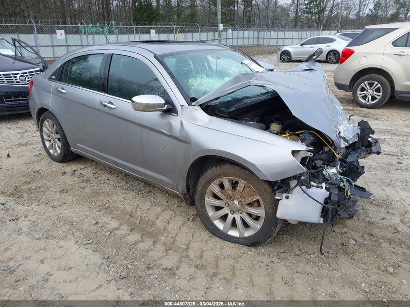 2013 Chrysler 200 Limited