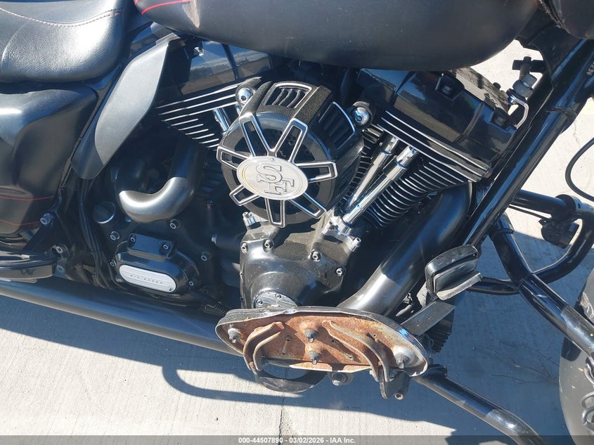 2012 Harley-Davidson Fltrx Road Glide Custom VIN: 1HD1KHM3XCB620329 Lot: 44507890