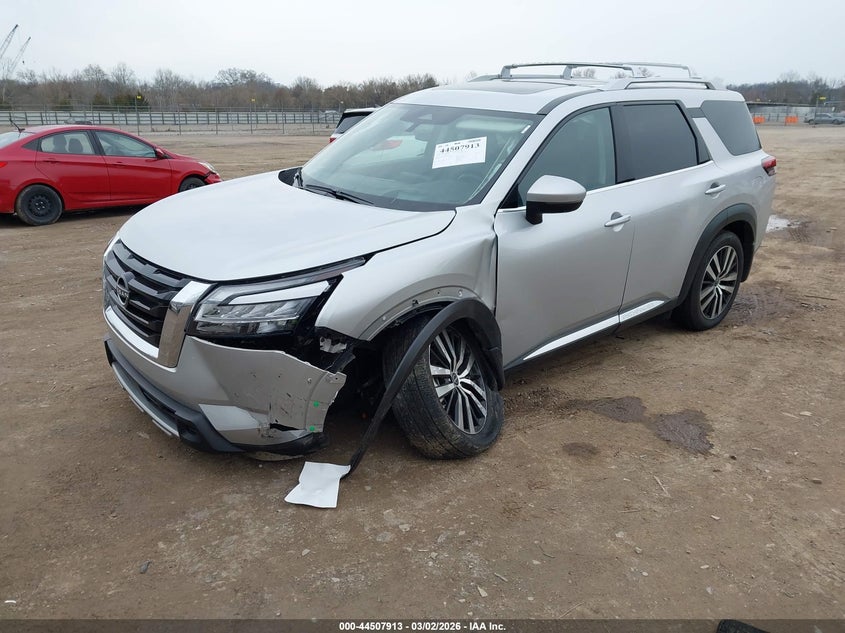 2023 Nissan Pathfinder Platinum Fwd