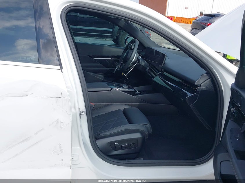 2024 BMW 530I xDrive