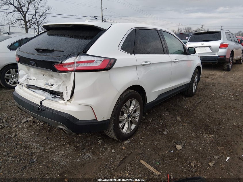 2020 Ford Edge Titanium