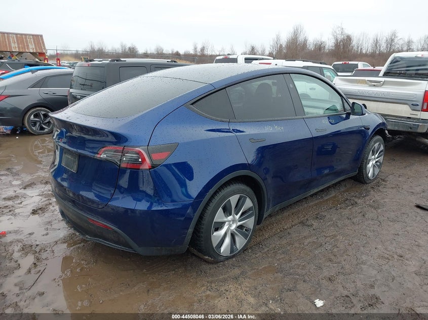 2024 Tesla Model Y Long Range Single Motor Rear-Wheel Drive/Rwd