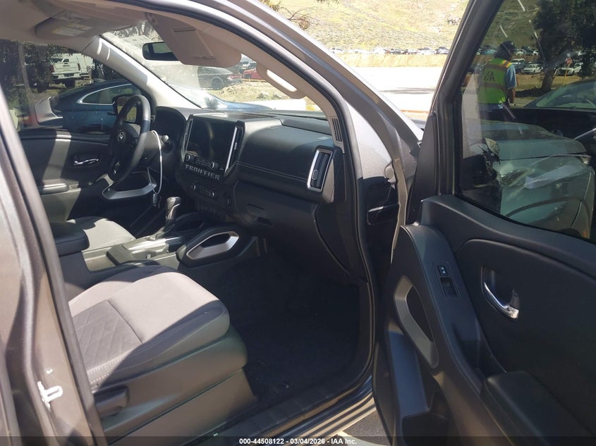 2025 Nissan Frontier Sv 4X2