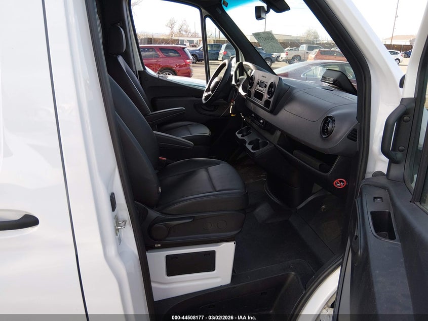 2025 Mercedes-Benz Sprinter 2500 Standard Roof 4-Cyl Diesel