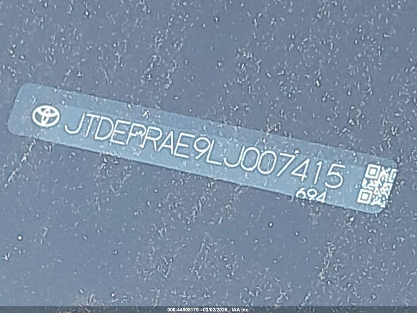 VIN JTDEPRAE9LJ007415 2020 TOYOTA COROLLA LE