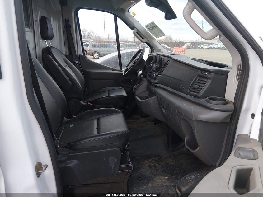 Vin: 1ftbr3u89rkb23507, lot: 45004989, ford transit-250 cargo 2024 img_1