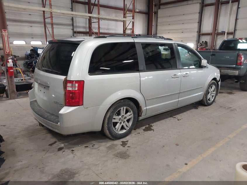 Vin: 2d4rn6dx4ar385043, lot: 45005098, dodge grand caravan crew 20104
