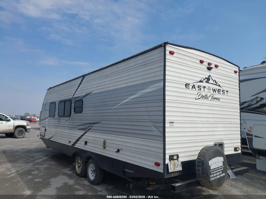 2020 East To West Camper