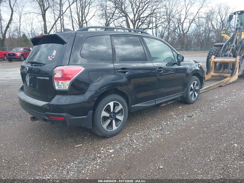 Vin: jf2sjaec3jh602989, lot: 45005181, subaru forester 2.5i premium 20184