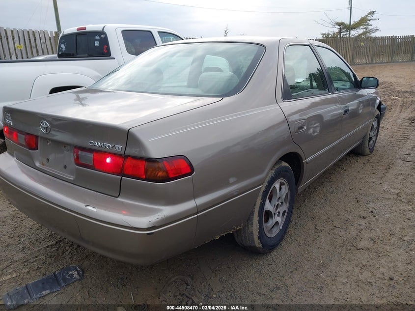 1999 Toyota Camry Le