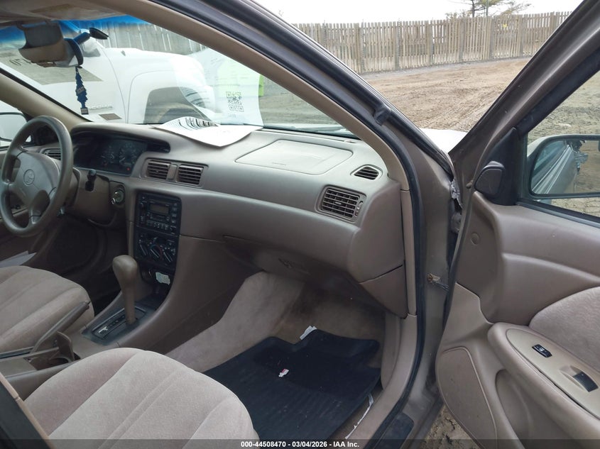 1999 Toyota Camry Le