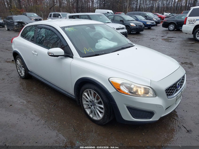 2012 Volvo C30 T5/T5 Platinum/T5 Premier Plus/T5 R-Design/T5 R-Design Platinum/T5 R-Design Premier Plus