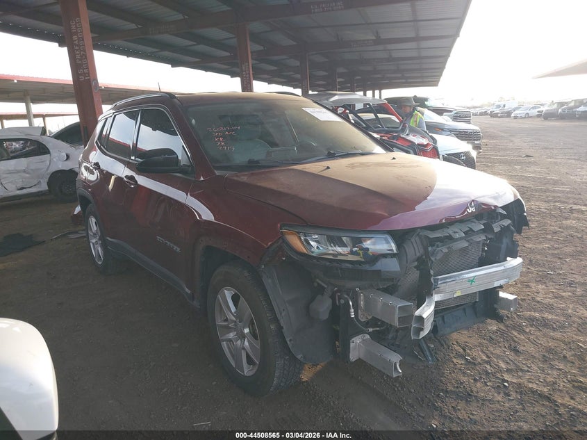 2022 Jeep Compass Latitude Fwd