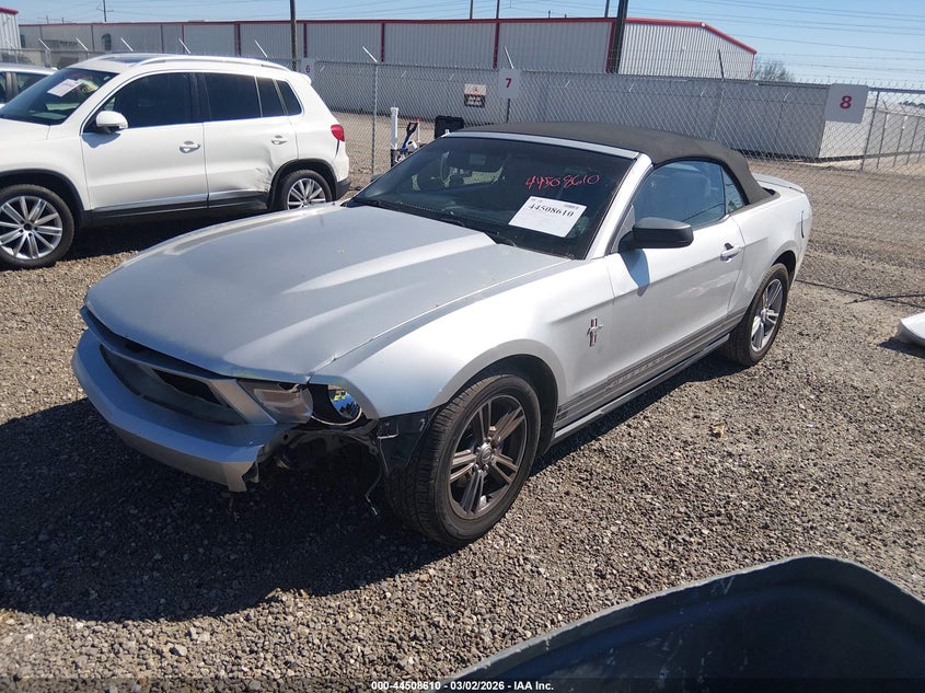 2010 Ford Mustang V6