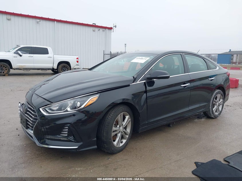 2018 HYUNDAI SONATA auction photo 2