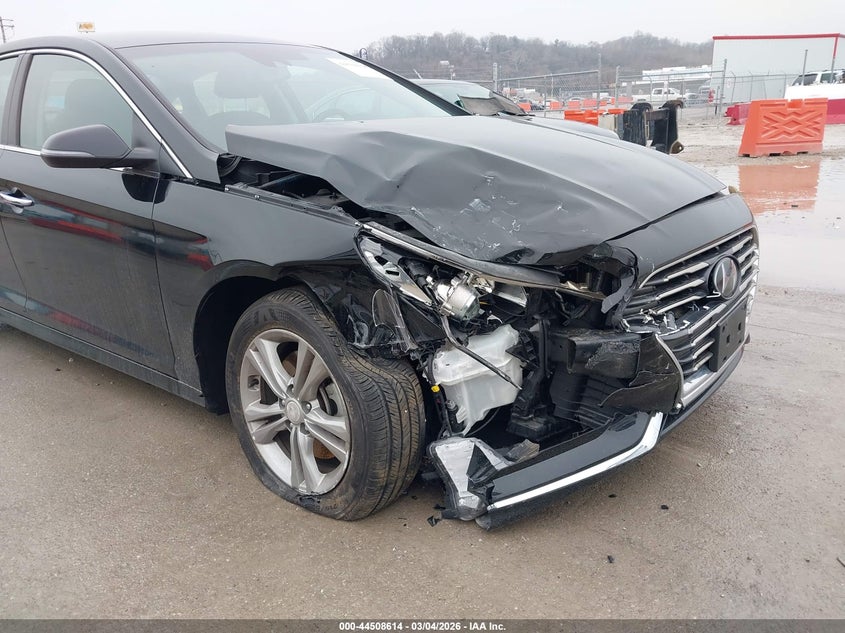 2018 HYUNDAI SONATA auction photo 6