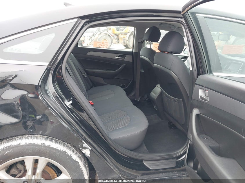 2018 HYUNDAI SONATA auction photo 8